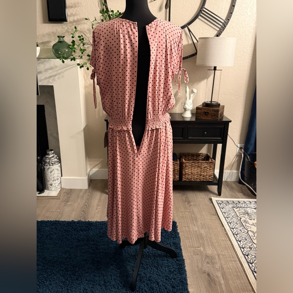NWT Gal Meets Glam Corinne Polka Dot Smocked Waist A-line Dress - Picture 6 of 7